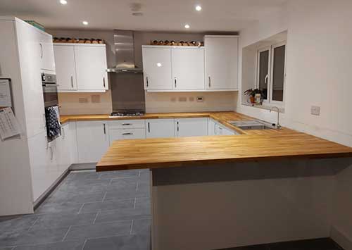 Remodelling kitchen fitting Wokingham RG40